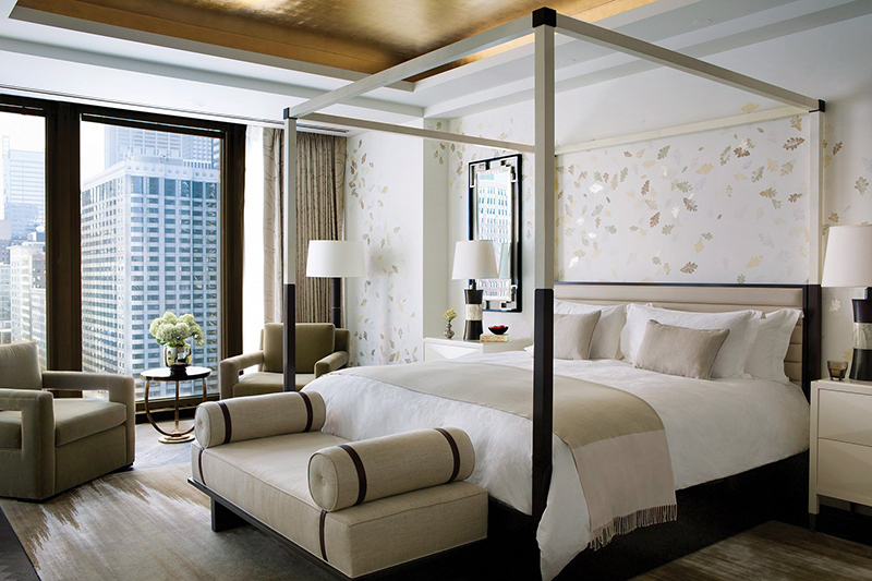 the-langham-chicago-infinitymasterbedroom-w1600h1600 web