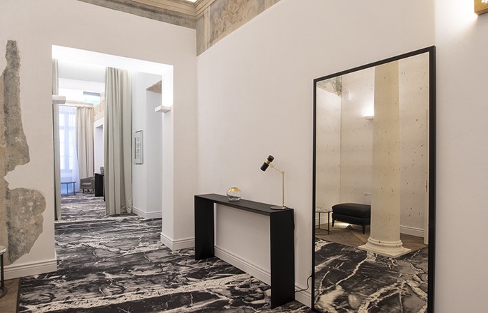 Design Insider Ege Hotel Pacai Mirror