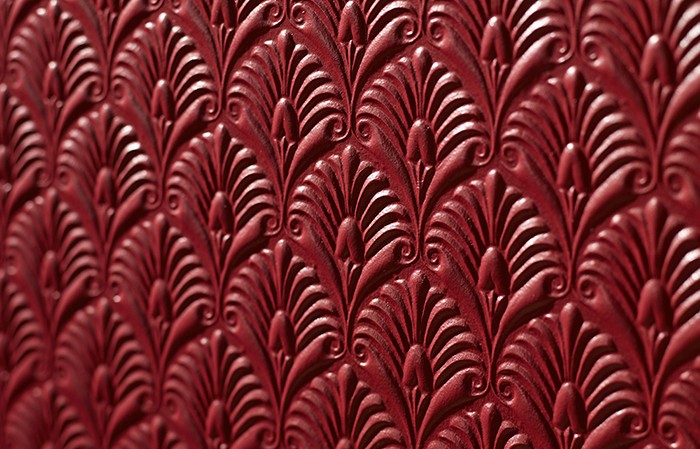 Design Insider Lincrusta fanfare_red_close_up